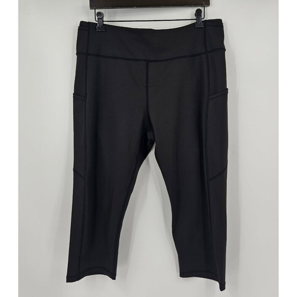 Yelete Active Womens NWOT Black Capri Leggings High Waistband 2 Pockets Sz 3X